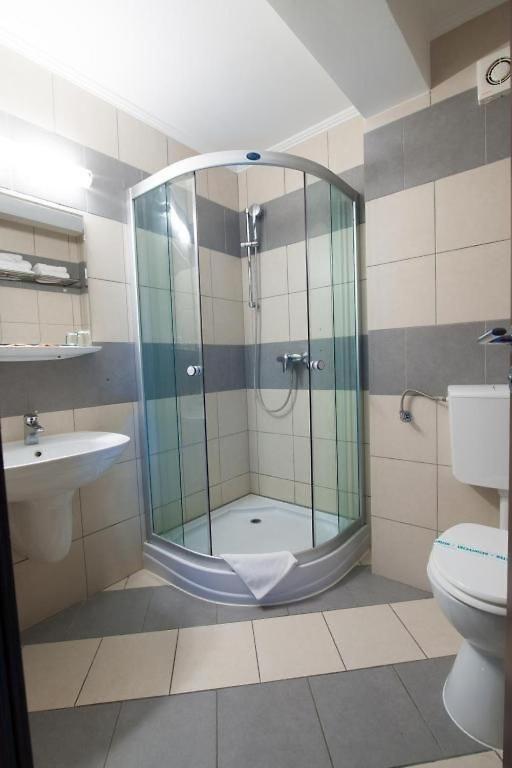 Hotel Ana 阿拉德 外观 照片